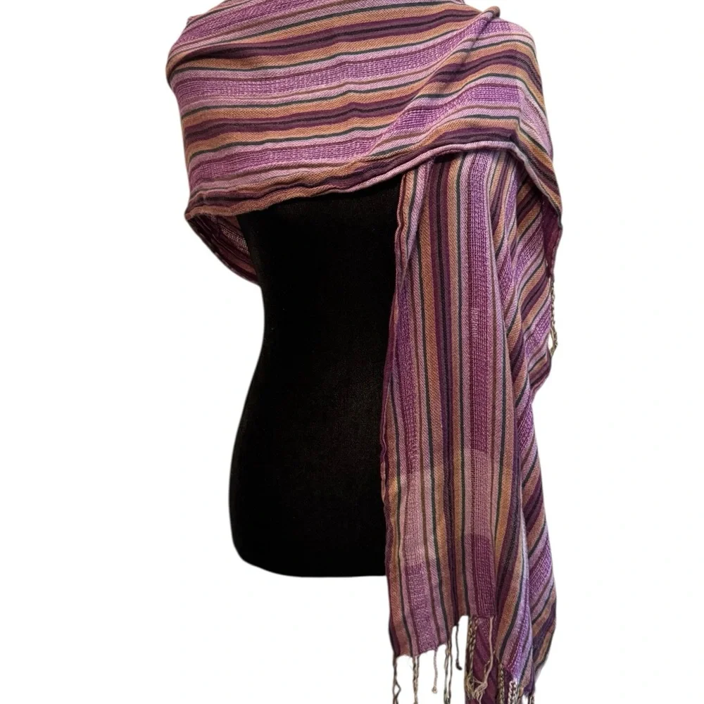 Elegant Purple‎ Striped Scarf